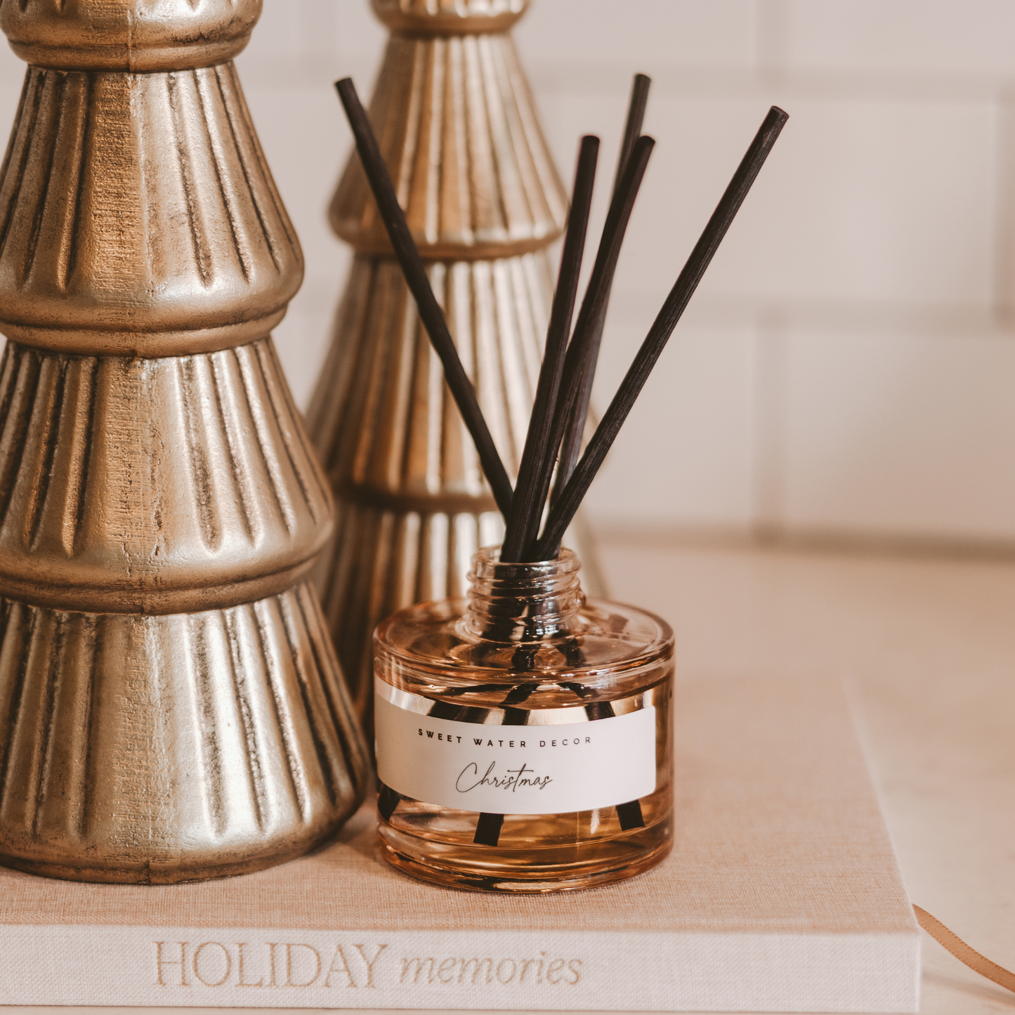 Christmas Reed Diffuser - Christmas Decor & Gifts