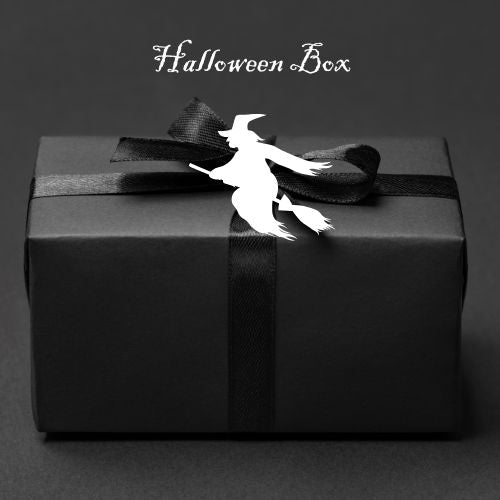 The Witching Hour – 1692 Halloween Box