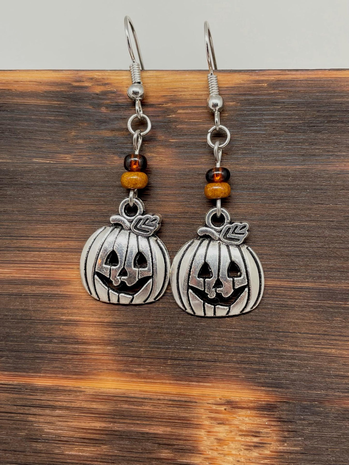 Jack o Lantern Halloween Pumpkin Earrings
