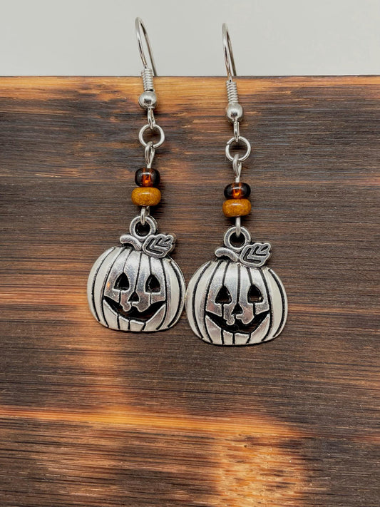 Jack o Lantern Halloween Pumpkin Earrings